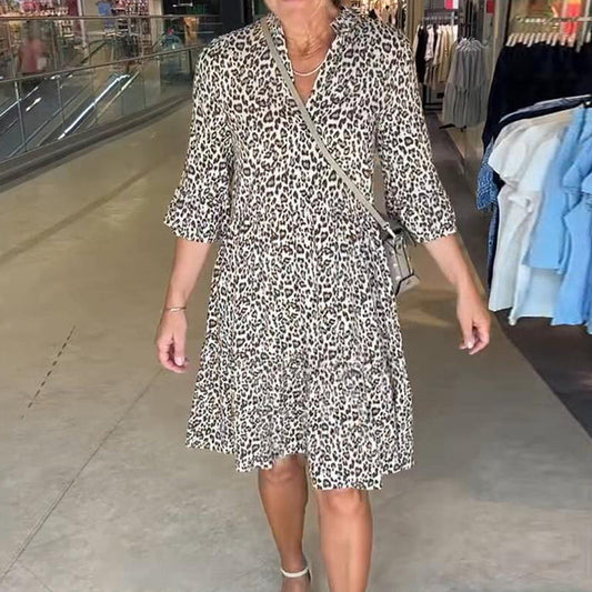 🌸Sommar Hot Sale 49%OFF🌸 Trendig klänning för kvinnor med leopardtryck och V-hals med lös passform