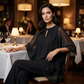 🔥Så länge lagret räcker – 50 % rabatt!🎉Elegant tvådelat set: blus med asymmetrisk fåll och vida byxor