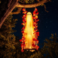🔥🎁Nyhet 48 % RABATT🔥Hängande Halloween-spöke på Gunga med Fjärrkontroll LED och Lönnlöv